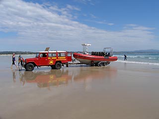 Dive boat launch at the Pass